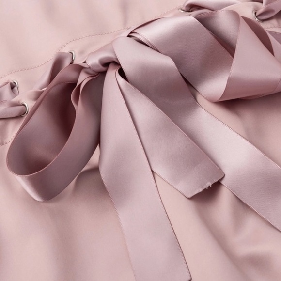 Pink satin bow bomber jacket - Picture 4 of 7